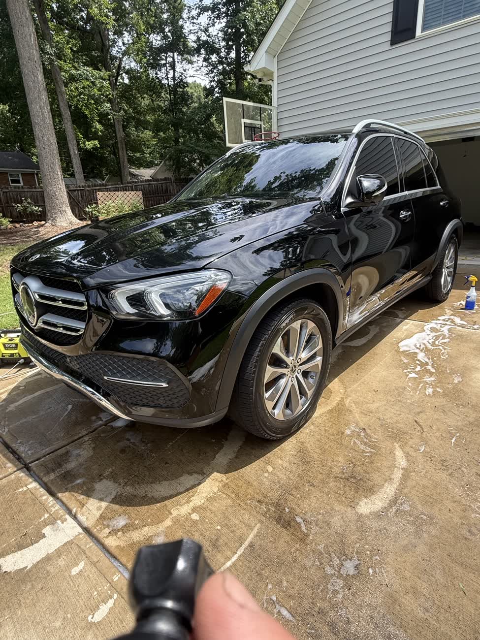 Black Mercedes-Benz GLE with deep gloss after a premium detail